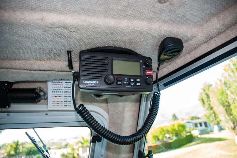 Slide: The Image of Parker 2530 Extended Sport Cabin 2014 - 11