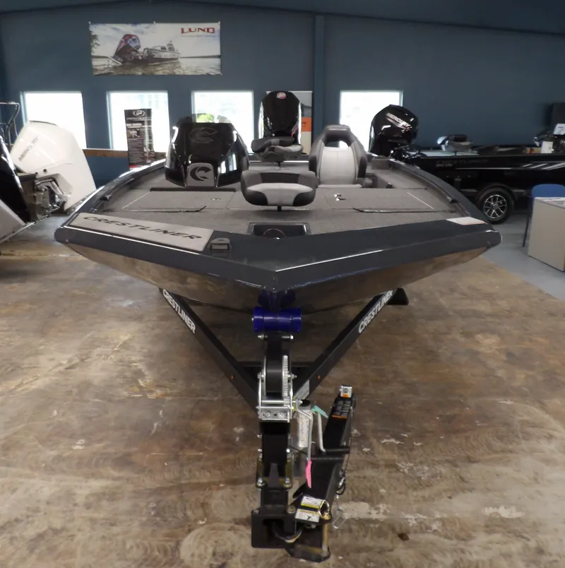 Slide: The Image of Crestliner MX19 2025 - 3