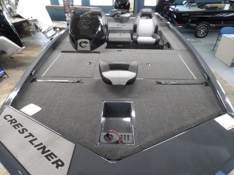 Slide: The Image of Crestliner MX19 2025 - 5