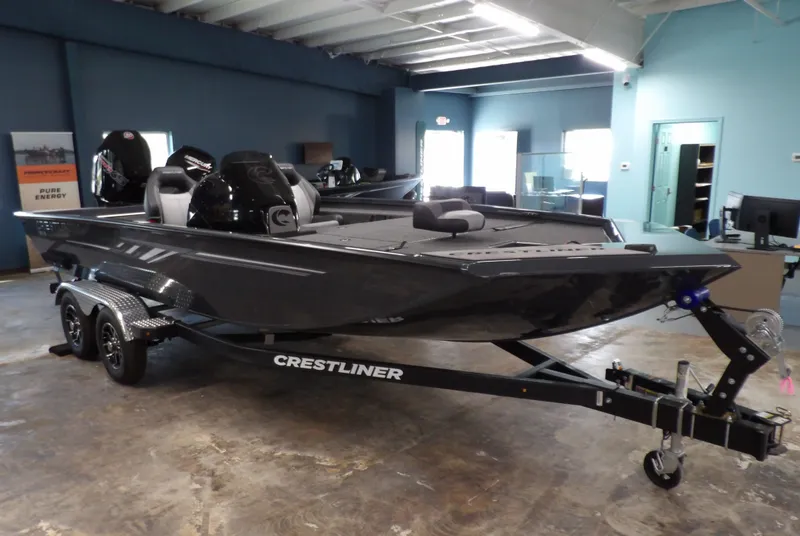 Slide: The Image of Crestliner MX19 2025 - 7