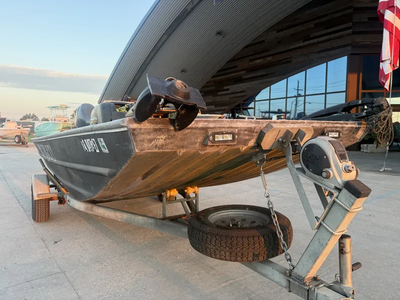 Slide: The Image of Alweld 18 CC 1999 - 7