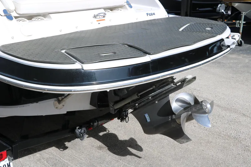 Slide: The Image of 2008 Four Winns 224 Funship boat stern with propeller and swim platform. - 10