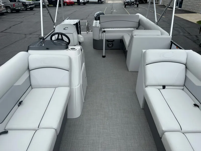 Slide: The Image of Crest Classic LX 220 SLS 2022 - 14