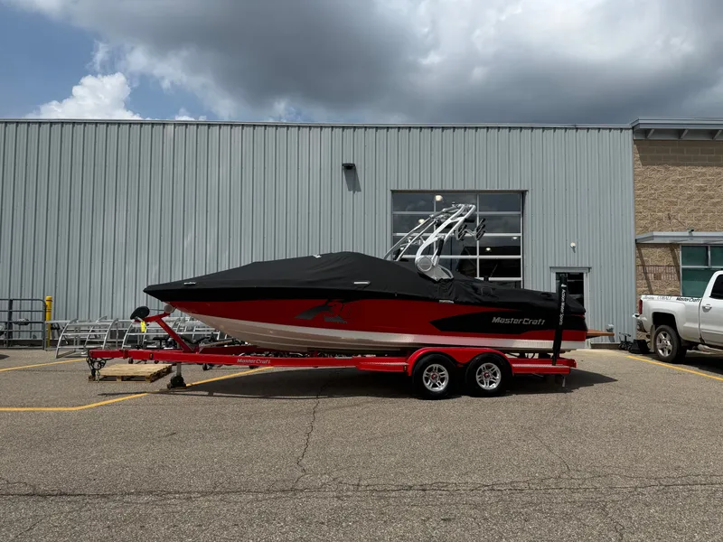 Slide: The Image of MasterCraft X30 2012 - 23
