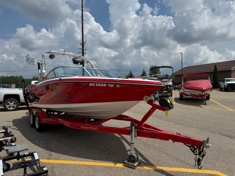 Slide: The Image of MasterCraft X30 2012 - 5