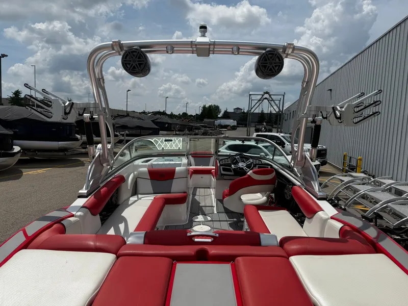 Slide: The Image of MasterCraft X30 2012 - 6