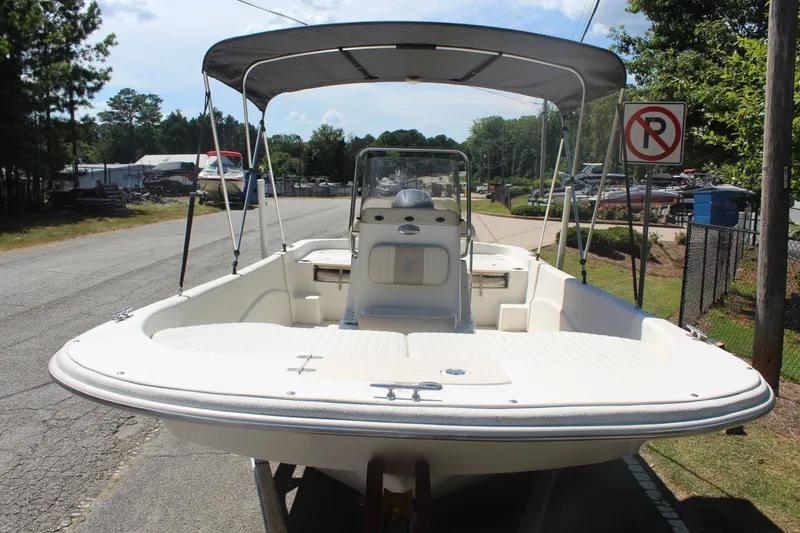 Slide: The Image of Carolina 198 DLV 2015 - 4