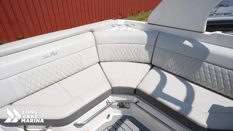 Slide: The Image of Sea Ray 250 SLX 2021 - 11