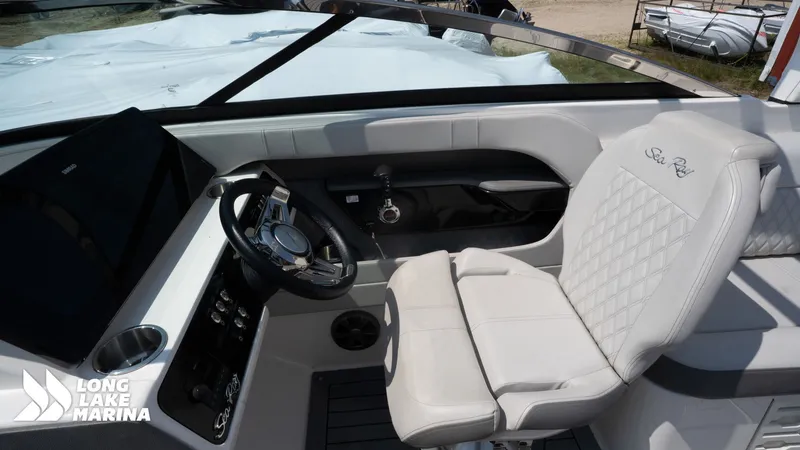 Slide: The Image of Sea Ray 250 SLX 2021 - 14