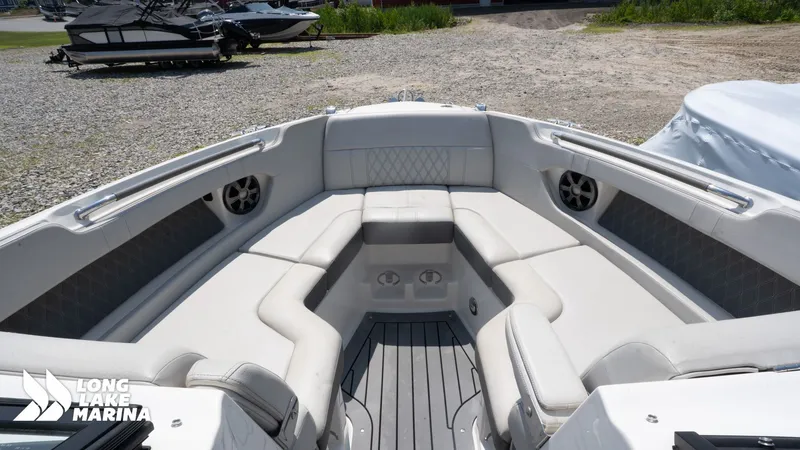 Slide: The Image of Sea Ray 250 SLX 2021 - 15