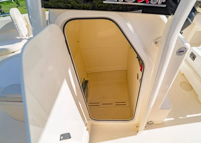 Slide: The Image of Scout 215 XSF 2026 - 16