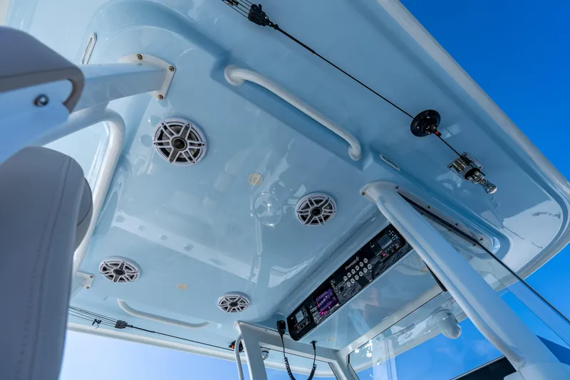 Slide: The Image of Freeman 35 boat interior ceiling with speakers and control panel, 2025 model. - 29
