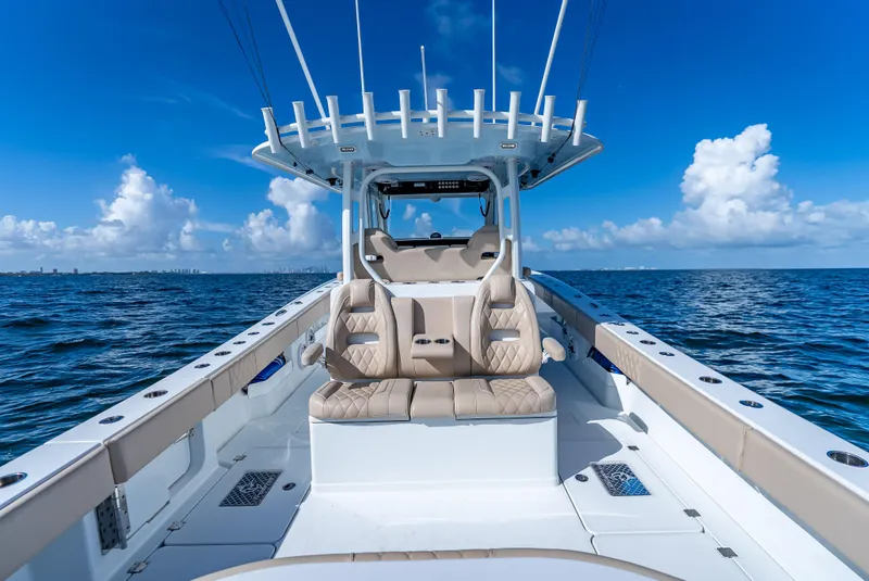 Slide: The Image of 2025 Freeman 35 boat on open ocean under clear blue sky. - 32