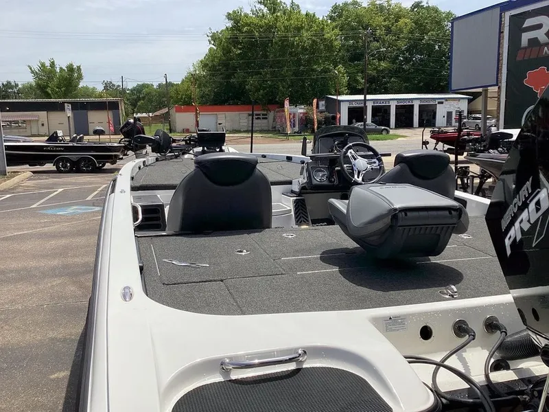 Slide: The Image of Caymas cx20 pro 2021 - 15