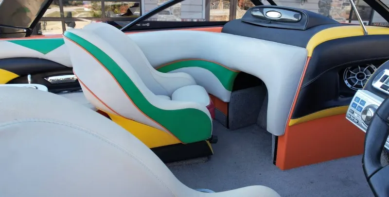 Slide: The Image of Malibu Wakesetter 22 VLX 2009 - 12