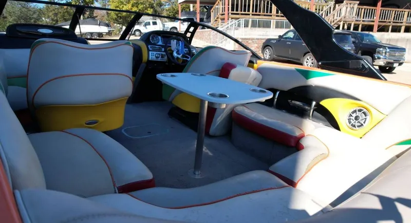 Slide: The Image of Malibu Wakesetter 22 VLX 2009 - 14