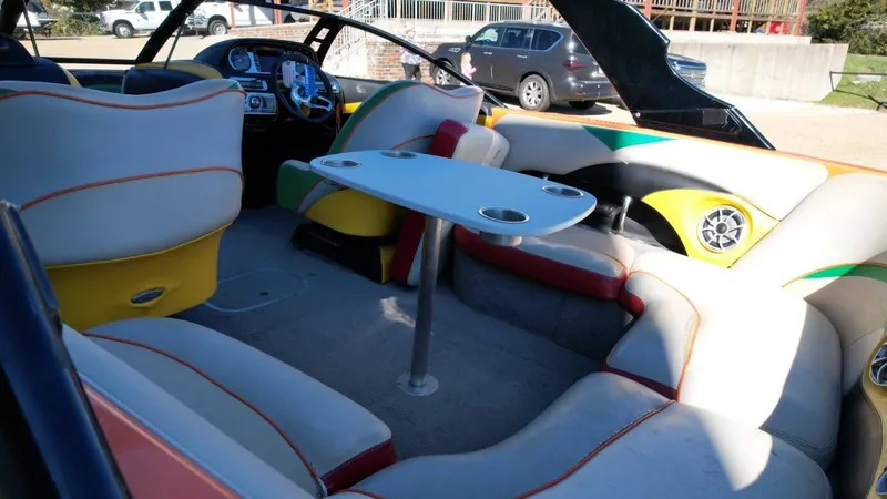 Slide: The Image of Malibu Wakesetter 22 VLX 2009 - 9