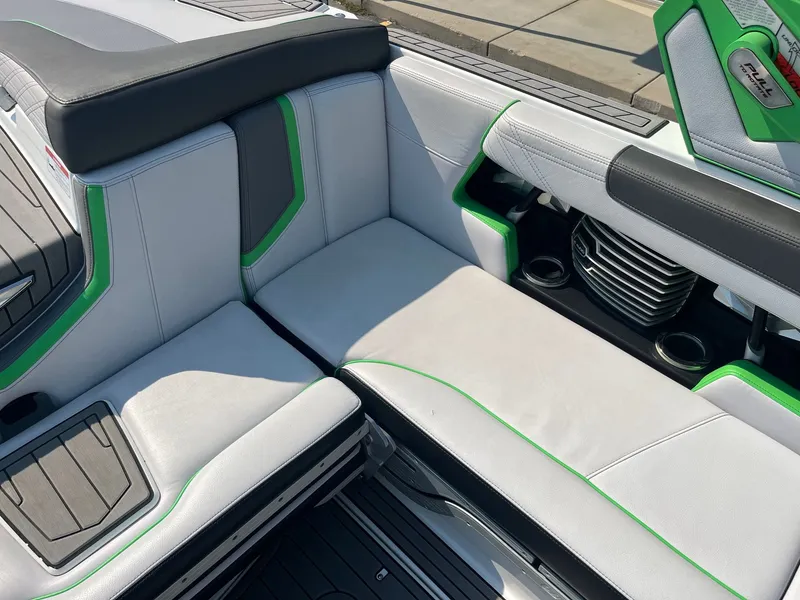 Slide: The Image of Nautique G23 2017 - 23