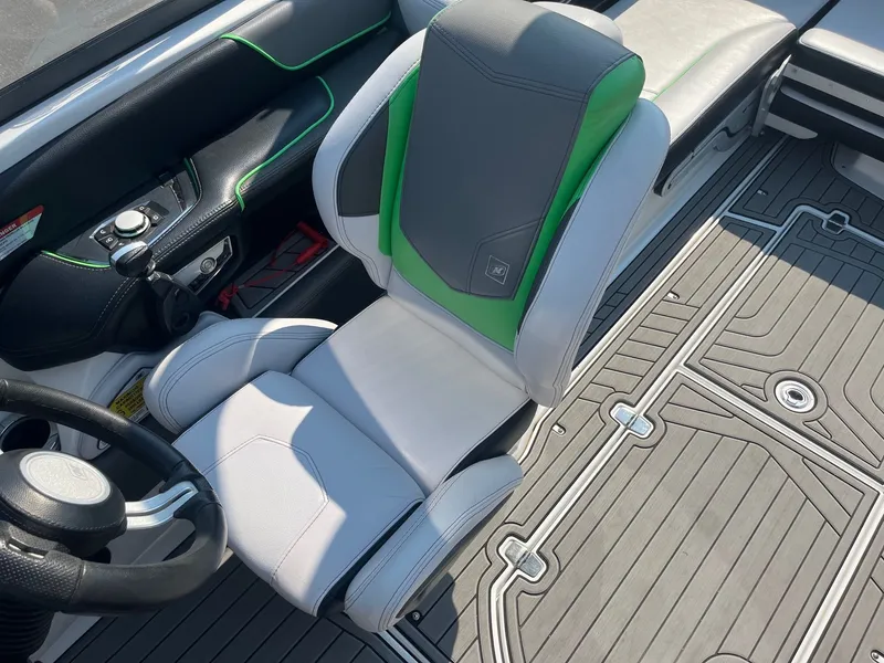 Slide: The Image of Nautique G23 2017 - 27