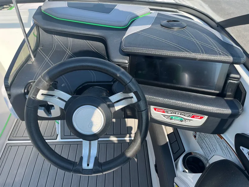 Slide: The Image of Nautique G23 2017 - 28