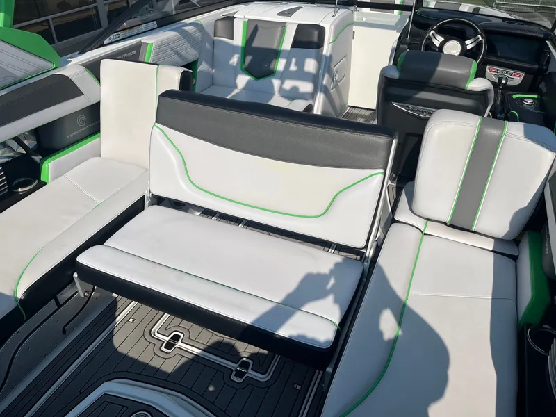 Slide: The Image of Nautique G23 2017 - 32