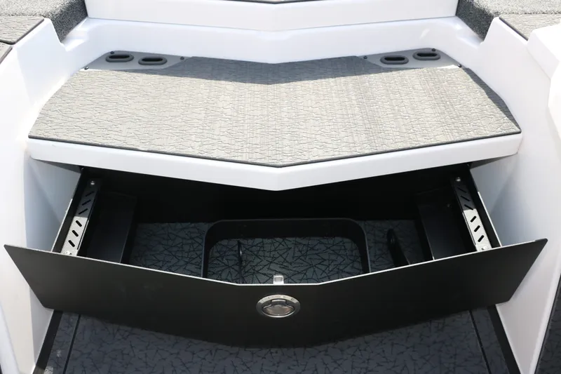 Slide: The Image of Vexus VXS 21 2025 - 35