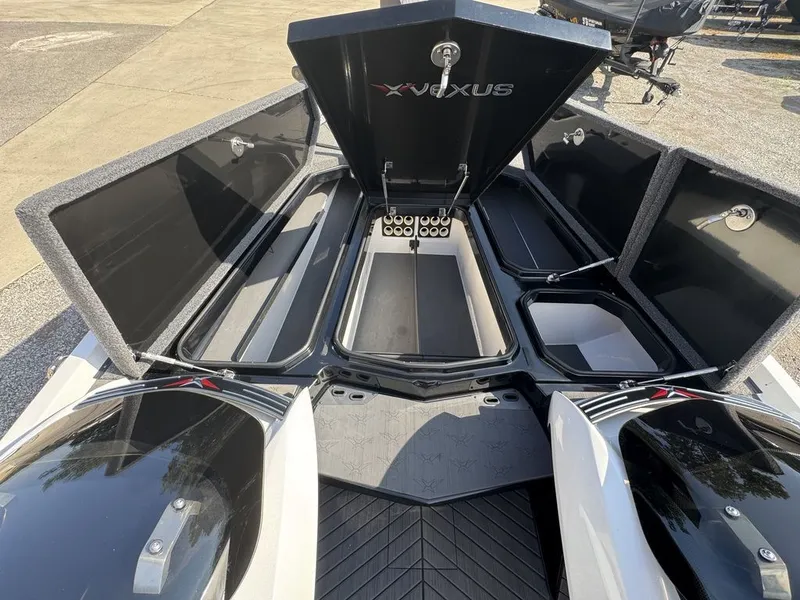 Slide: The Image of Vexus VX21 2023 - 8