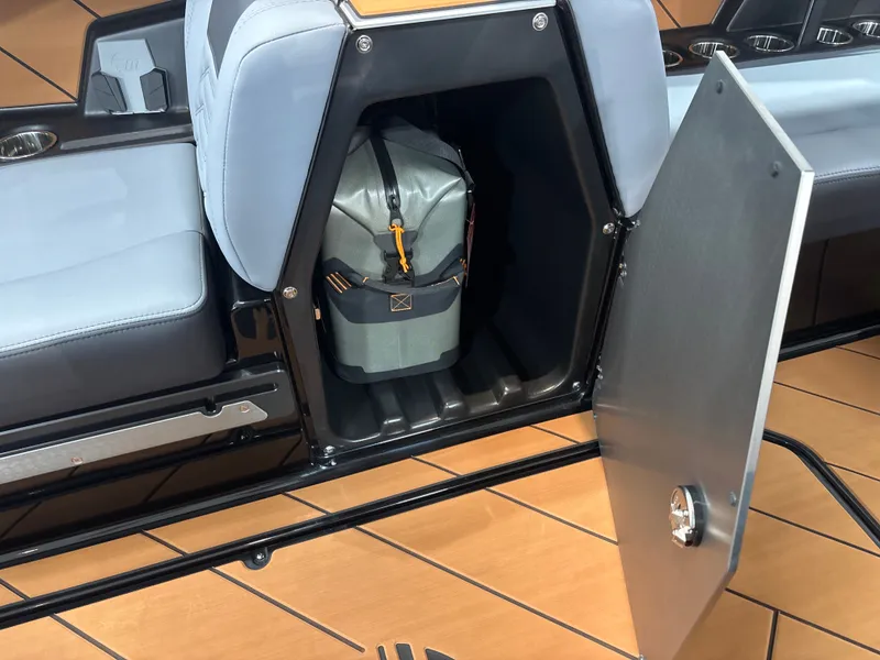 Slide: The Image of Malibu 26 LSV 2026 - 10