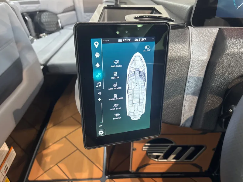 Slide: The Image of Malibu 26 LSV 2026 - 15