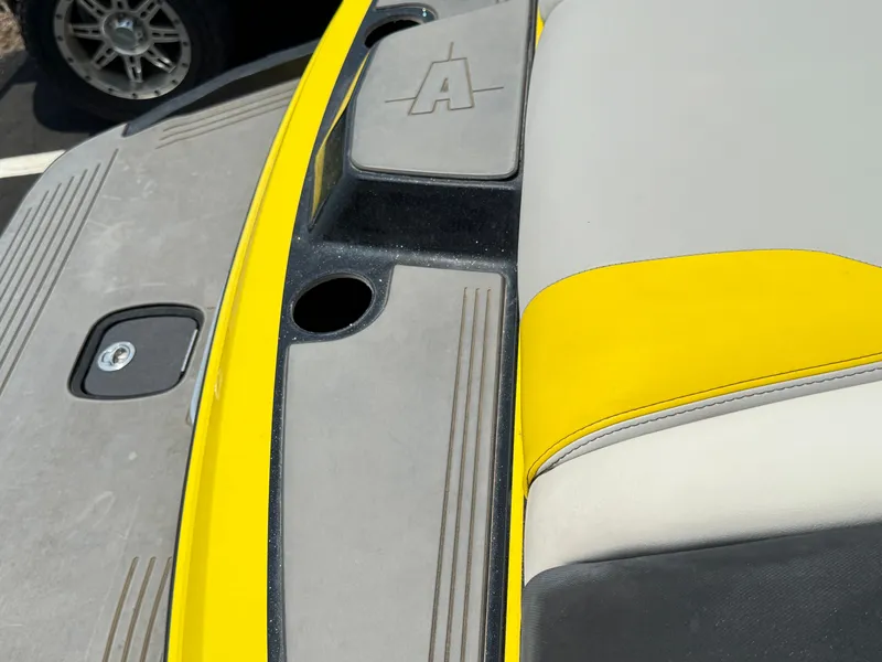 Slide: The Image of Axis A20 2017 - 15