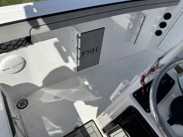 Slide: The Image of Yamaha 220 FSH Sport 2024 - 13