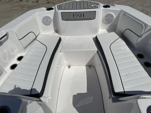 Slide: The Image of Yamaha 220 FSH Sport 2024 - 21