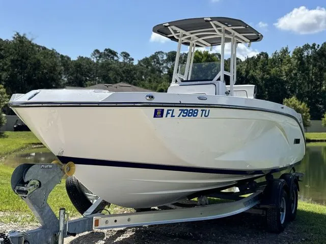 Slide: The Image of Yamaha 220 FSH Sport 2024 - 3