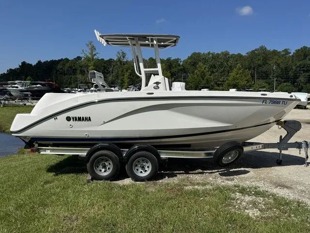 Slide: The Image of Yamaha 220 FSH Sport 2024 - 8