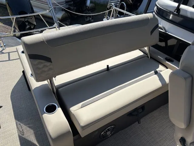 Slide: The Image of Crest Conquest 230 SLSC 2026 - 14