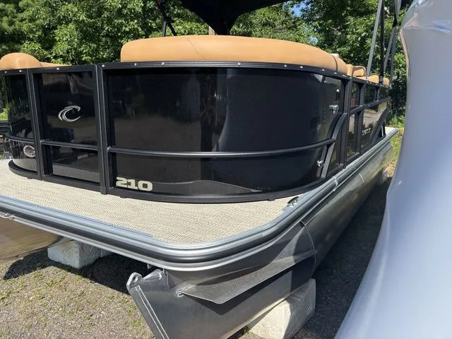 Slide: The Image of Crest Conquest 210 SLC 2026 - 3