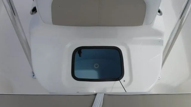 Slide: The Image of Bulls Bay 2200 XS 2026 - 10