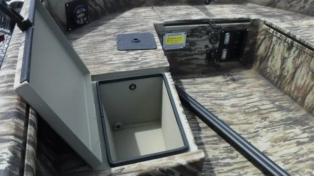 Slide: The Image of Excel Viper F4 1651 2025 - 6