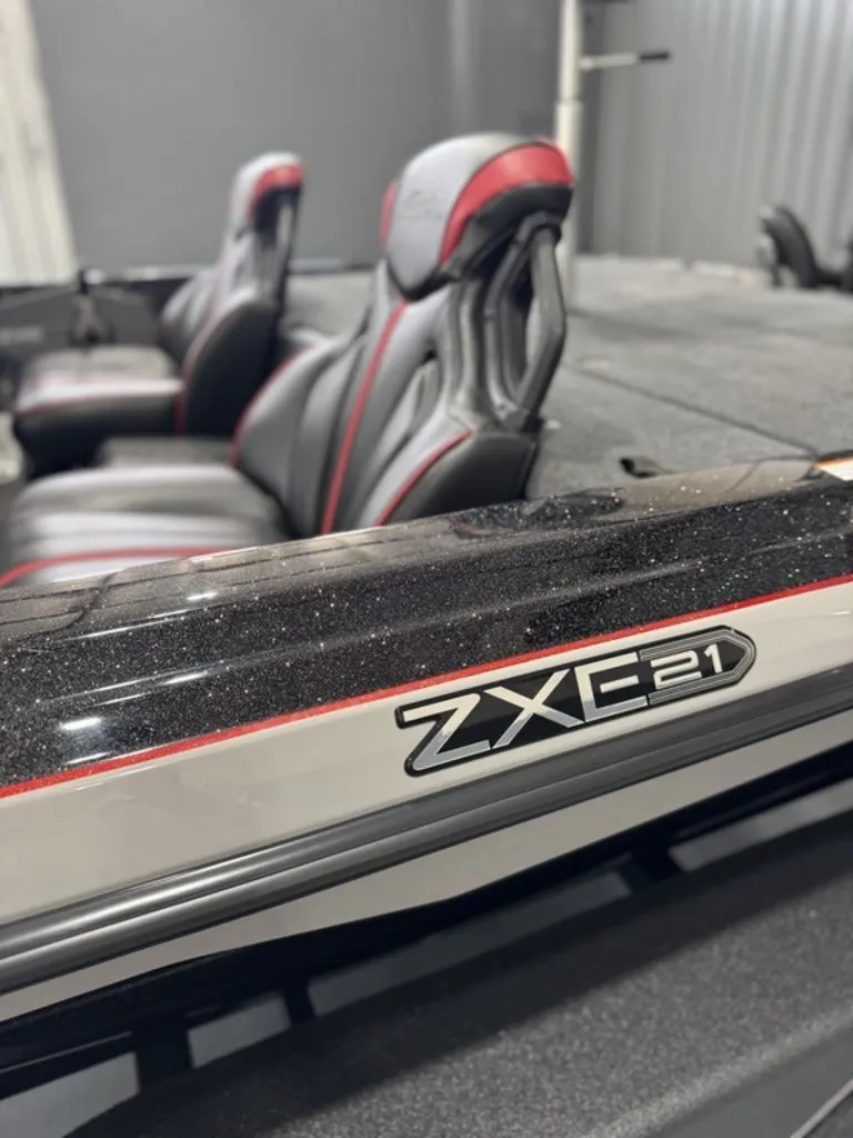 Slide: The Image of Skeeter ZXE21 2026 - 3