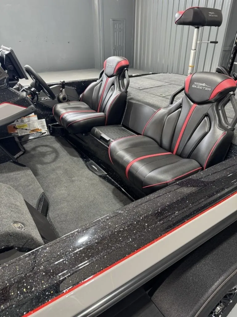 Slide: The Image of Skeeter ZXE21 2026 - 8