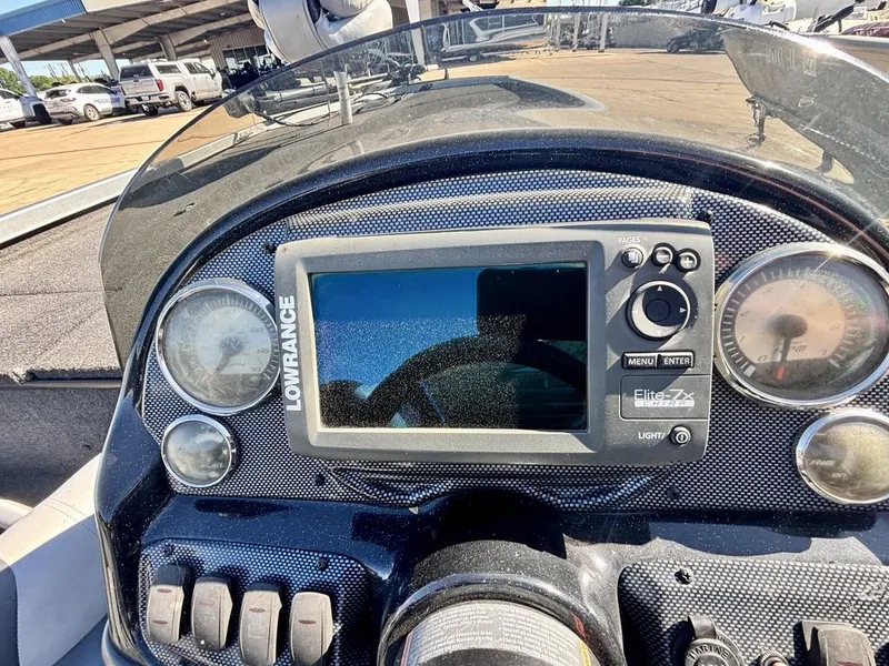 Slide: The Image of Triton 18 TX 2017 - 5