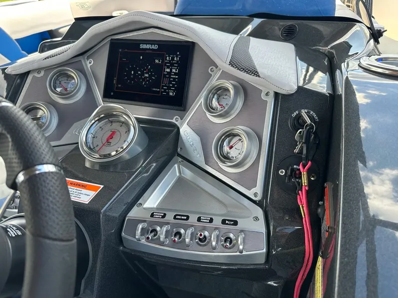 Slide: The Image of Crest Caribbean 230 SLS 2022 - 20