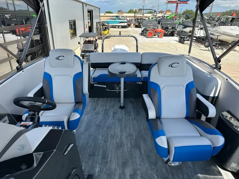 Slide: The Image of Crest Caribbean 230 SLS 2022 - 22