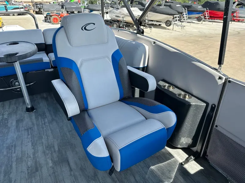 Slide: The Image of Crest Caribbean 230 SLS 2022 - 23