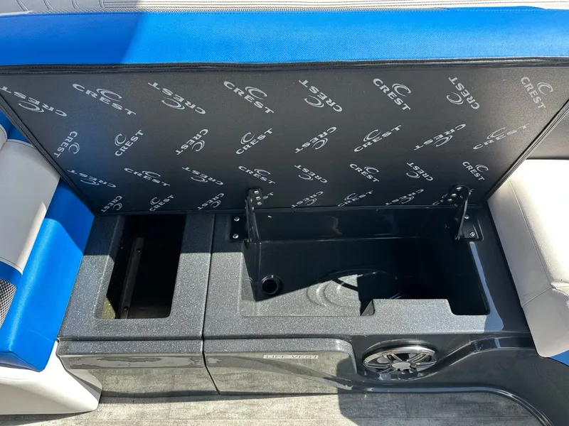 Slide: The Image of Crest Caribbean 230 SLS 2022 - 36