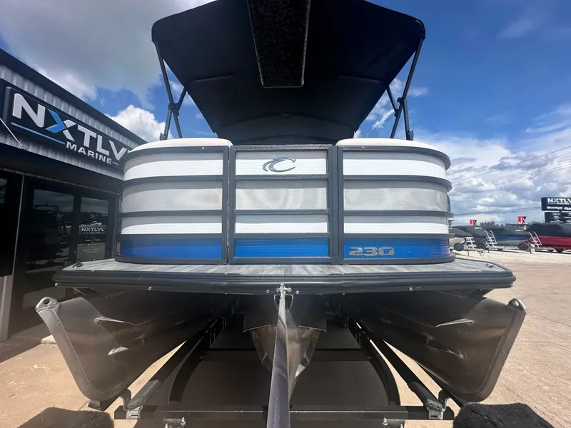 Slide: The Image of Crest Caribbean 230 SLS 2022 - 8