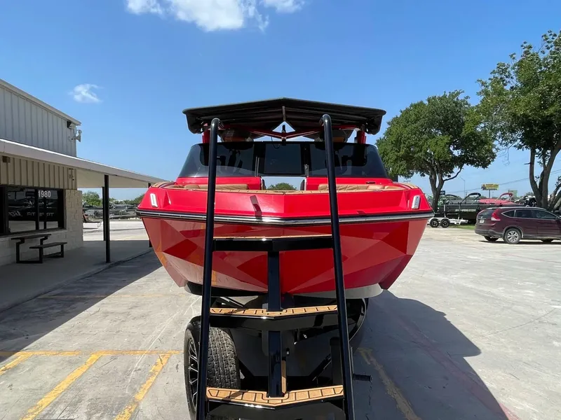 Slide: The Image of Nautique G23 2023 - 13