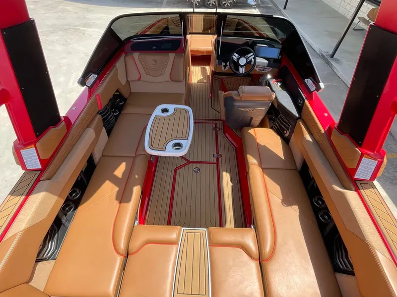 Slide: The Image of Nautique G23 2023 - 17