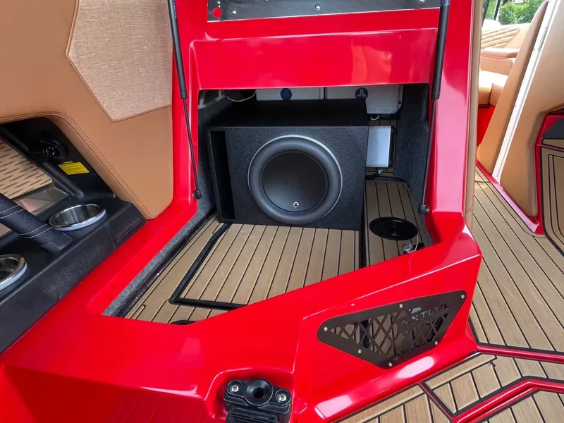 Slide: The Image of Nautique G23 2023 - 35