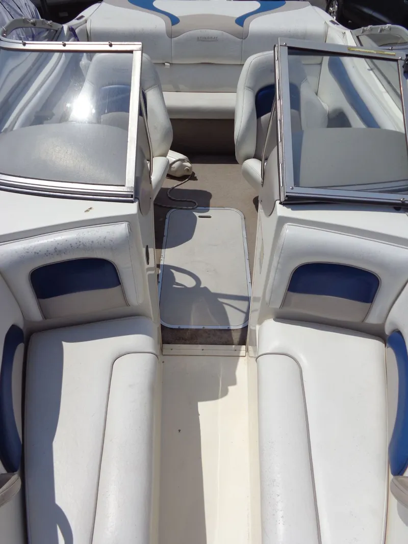 Slide: The Image of Stingray 180 RX 2006 - 5